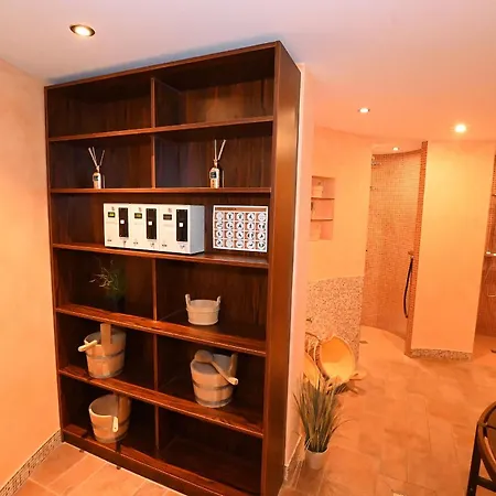 Apartment Bernstein Mare Luxor 5